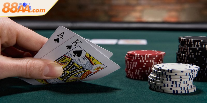 Poker là một trò chơi bài đổi thưởng vô cùng phổ biến tại nhà cái
